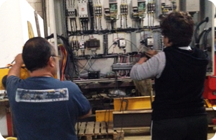 Modernización Actualizamos sus equipos de izaje tanto en la parte eléctrica como la mecánica para que se ajusten a las necesidades cambiantes de su compañía